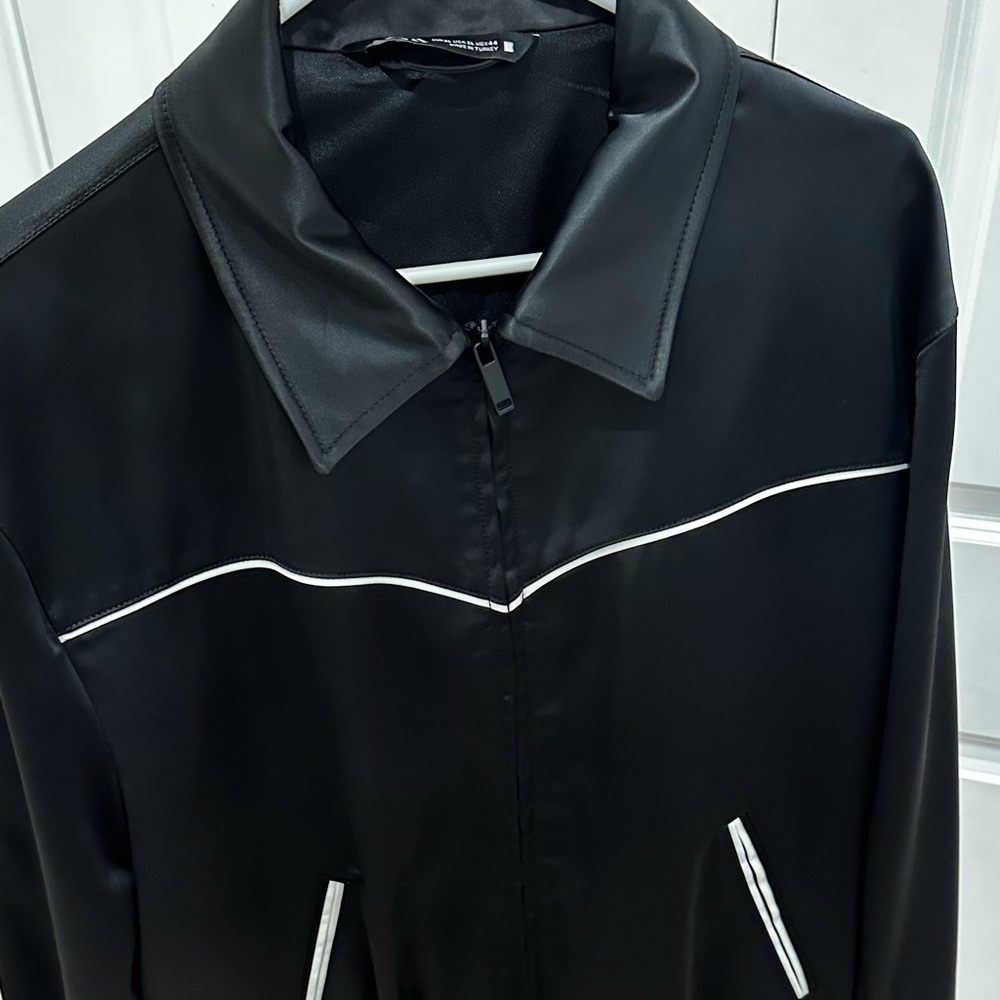 All black jacket
